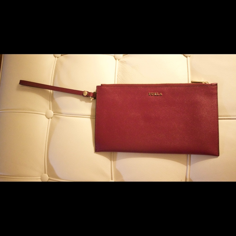 Furla Babylon Envelope Clutch